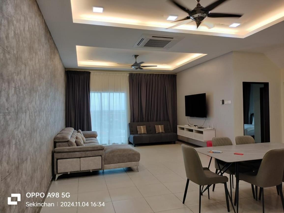 Sekinchan Seaview Homestay 7 High View Ngoại thất bức ảnh