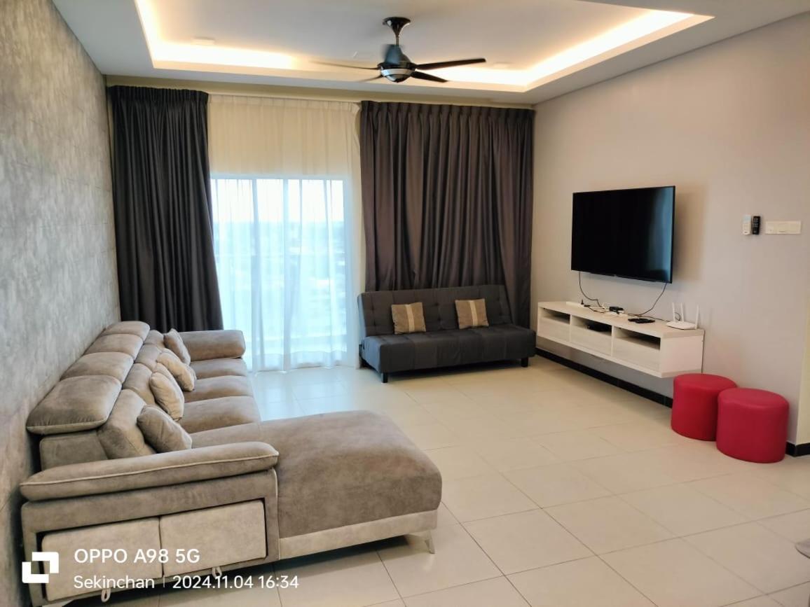 Sekinchan Seaview Homestay 7 High View Ngoại thất bức ảnh