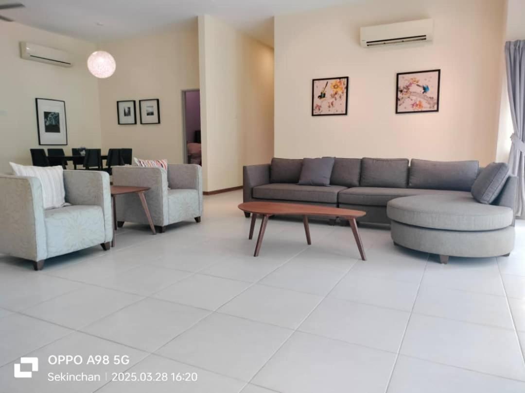 Sekinchan Seaview Homestay 7 High View Ngoại thất bức ảnh